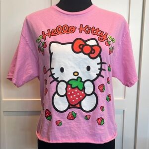 🍓 The Hello Kitty Pink Strawberry Tee M